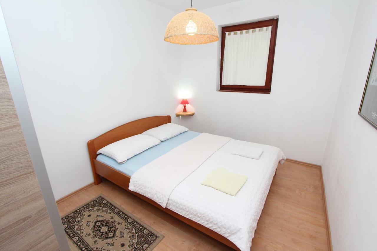 Apartments Lora Rovinj Exterior photo