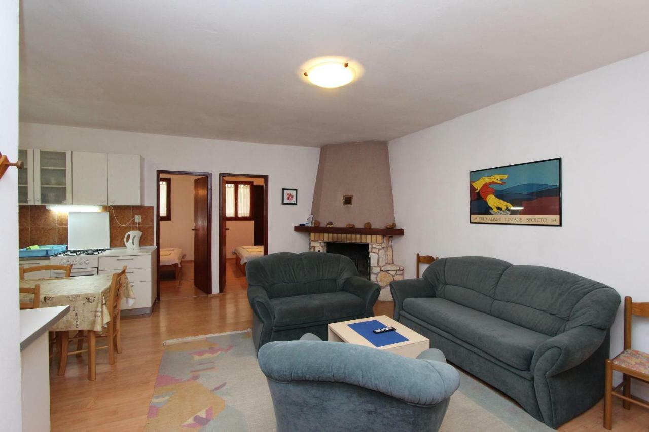 Apartments Lora Rovinj Exterior photo