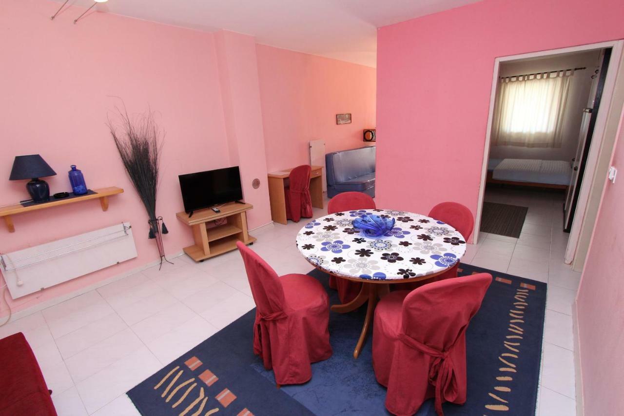 Apartments Lora Rovinj Exterior photo