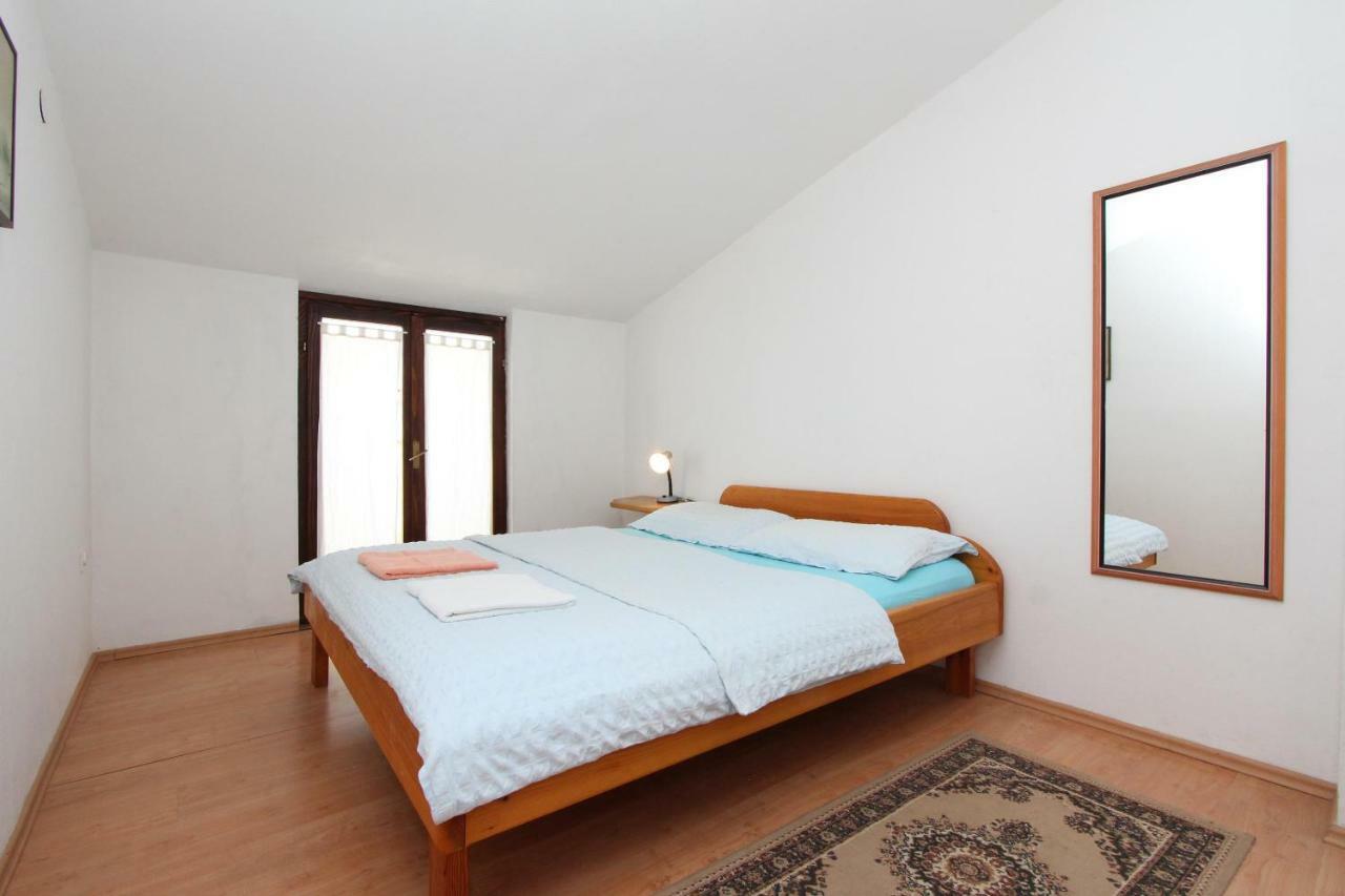 Apartments Lora Rovinj Exterior photo