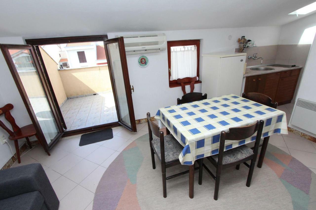Apartments Lora Rovinj Exterior photo